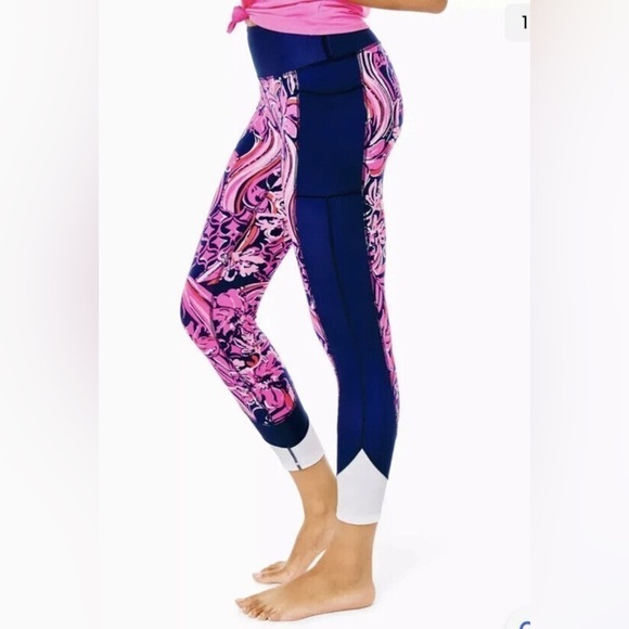 NWT Lilly Pulizer weekender mid rise leggings - Picture 3 of 9